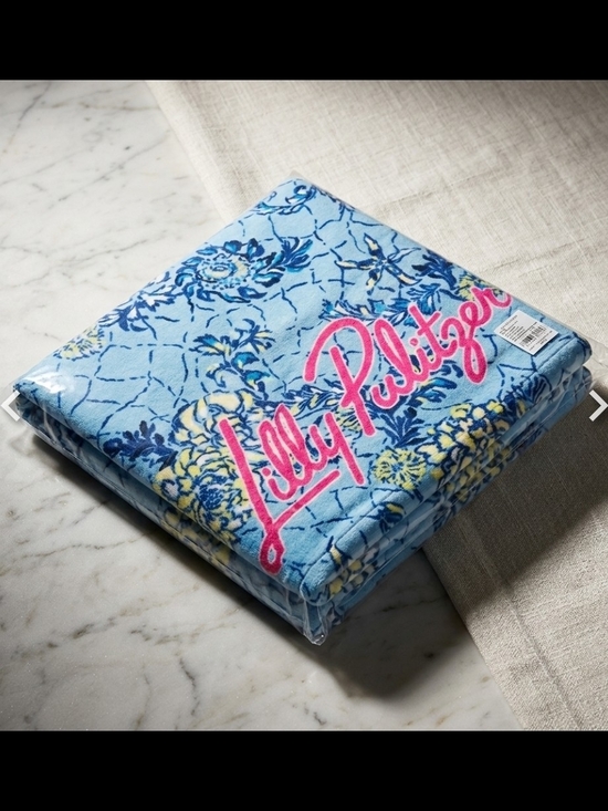 Lilly Pulitzer Other - Lilly Pulitzer Blue Floral Beach Towel with Pink Logo